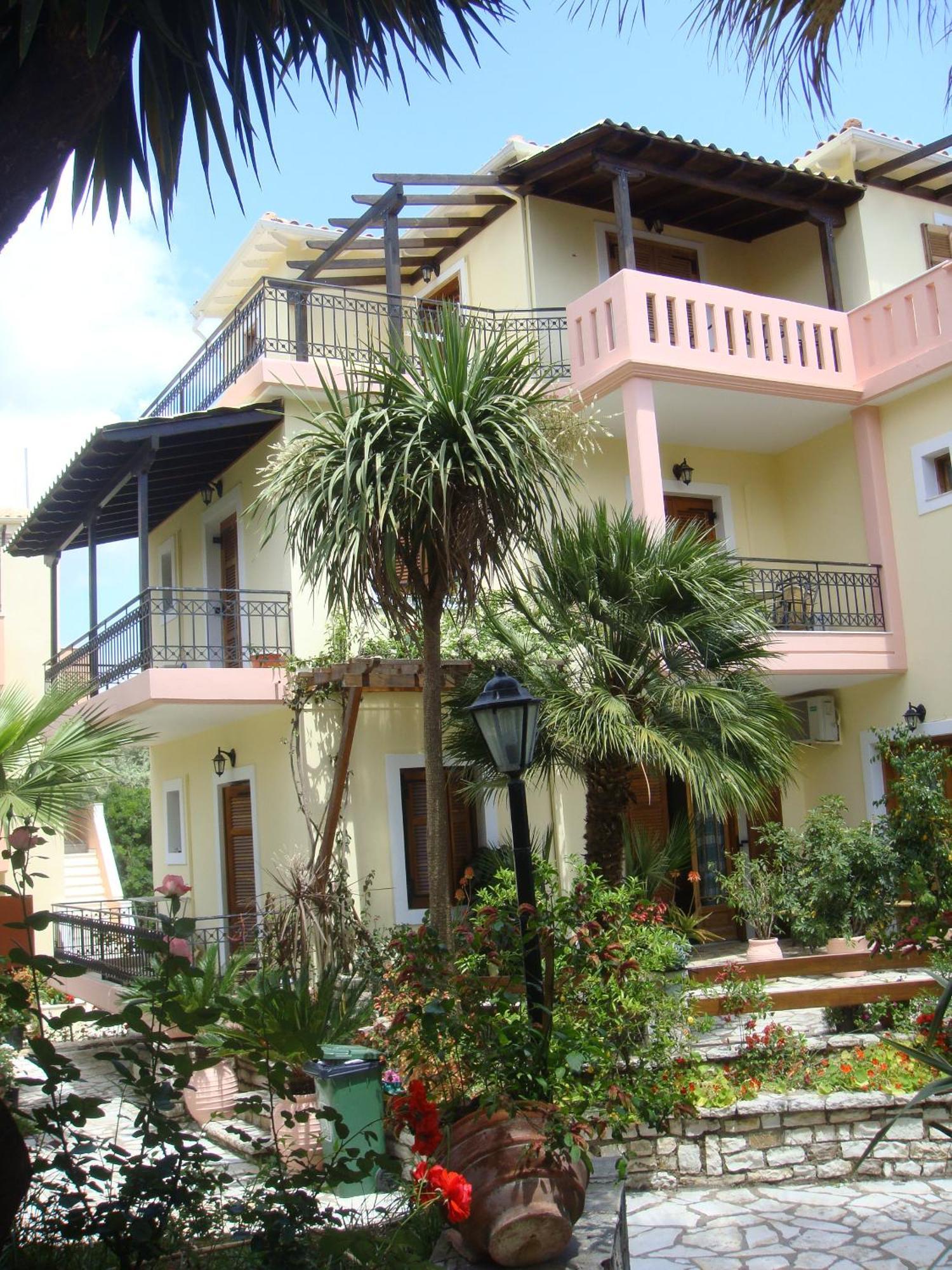 Philippos Hotel Apartments Nikiana Exterior photo